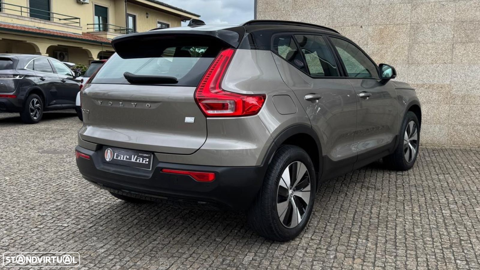 Volvo XC 40 1.5 T5 PHEV Momentum Plus - 8