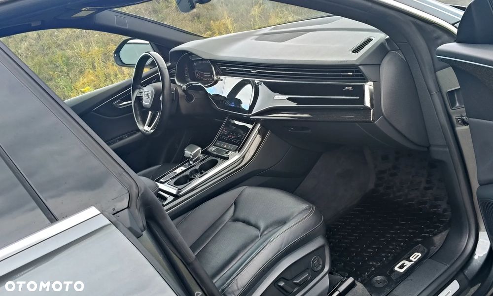 Audi Q8 SUV TFSI quattro 250 kW tiptronic S line business - 9