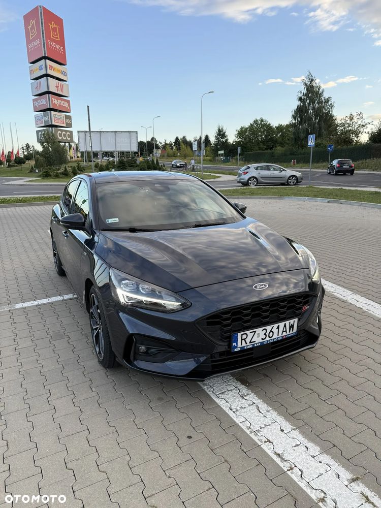 Ford Focus 1.0 EcoBoost mHEV ST-Line - 1