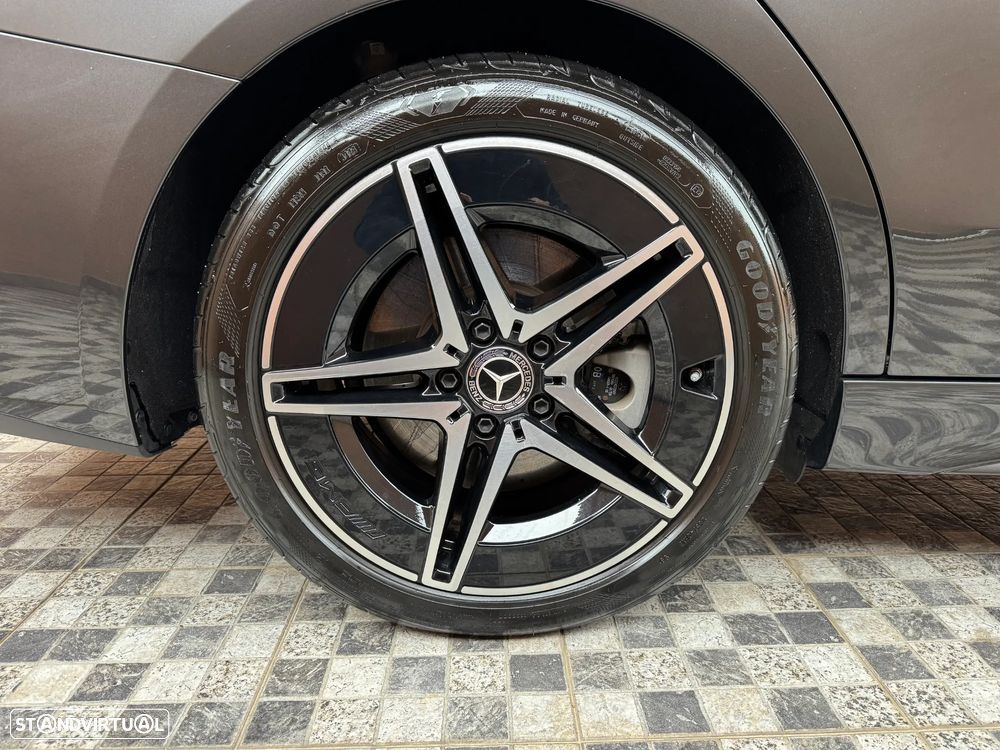 Mercedes-Benz C 300 de AMG Line - 9