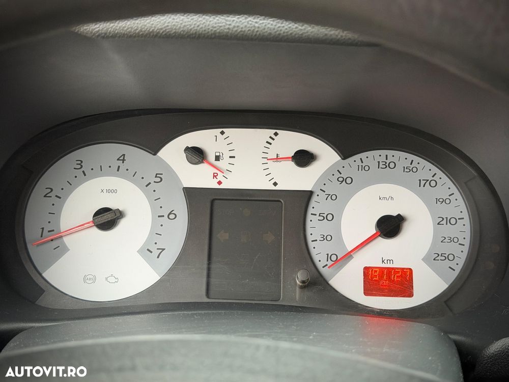 Renault Symbol 1.4 8V Expression - 10