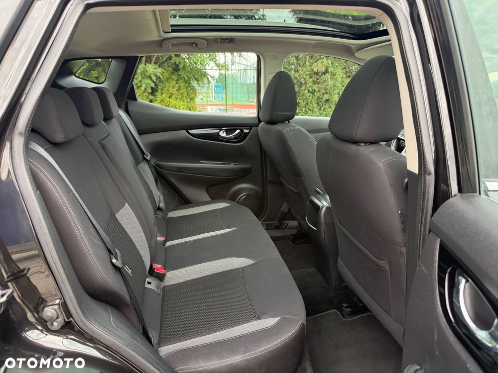 Nissan Qashqai 1.3 DIG-T Tekna - 26