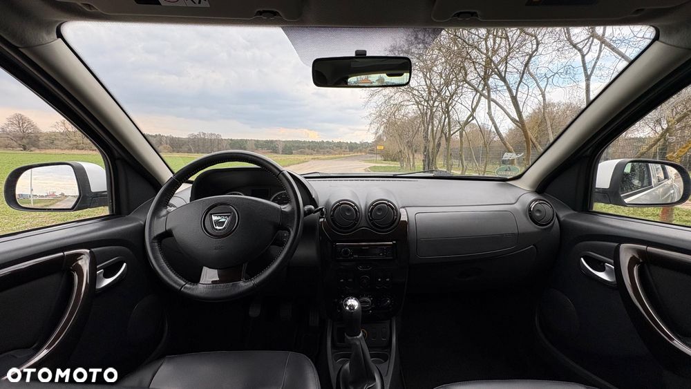 Dacia Duster 1.6 - 21