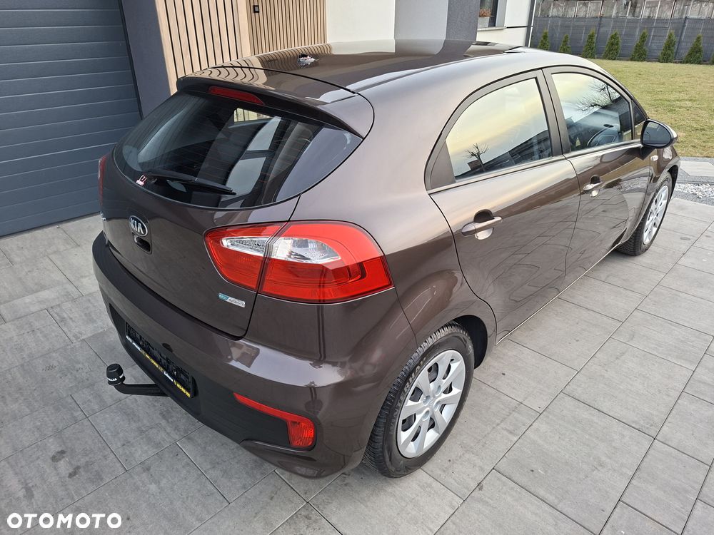 Kia Rio - 6
