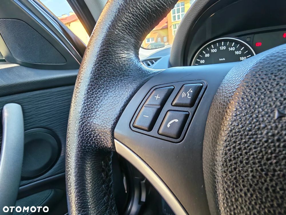 BMW Seria 1 - 28