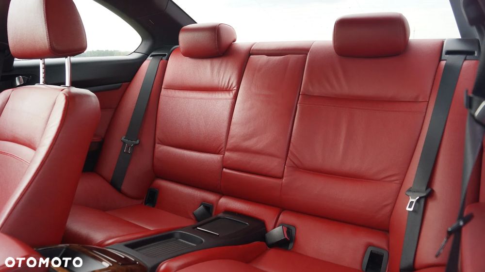 BMW Seria 3 320d - 14