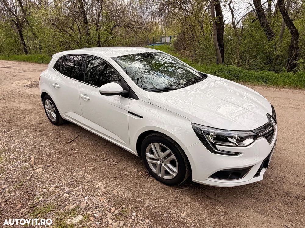 Renault Megane TCe GPF Zen - 7