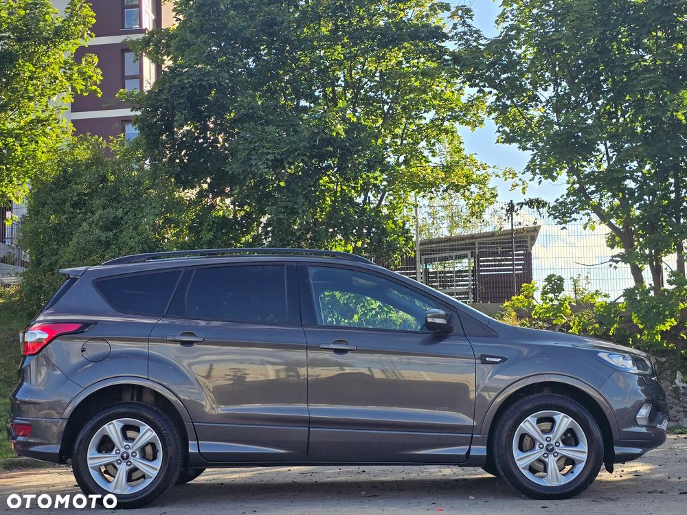 Ford Kuga 2.0 TDCi 4x4 ST-Line - 12