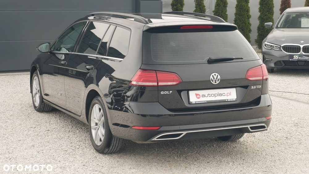 Volkswagen Golf - 5