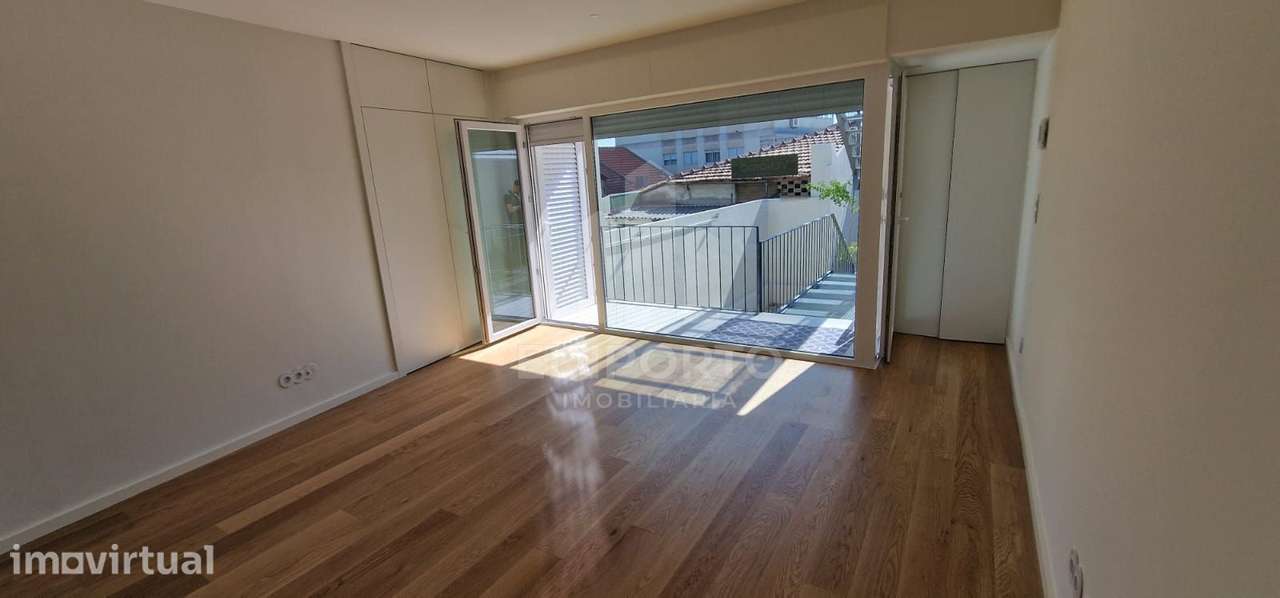 Apartamento T1 Novo com varanda junto à Estação Metro Campanhã- DISPON - Grande imagem: 3/17