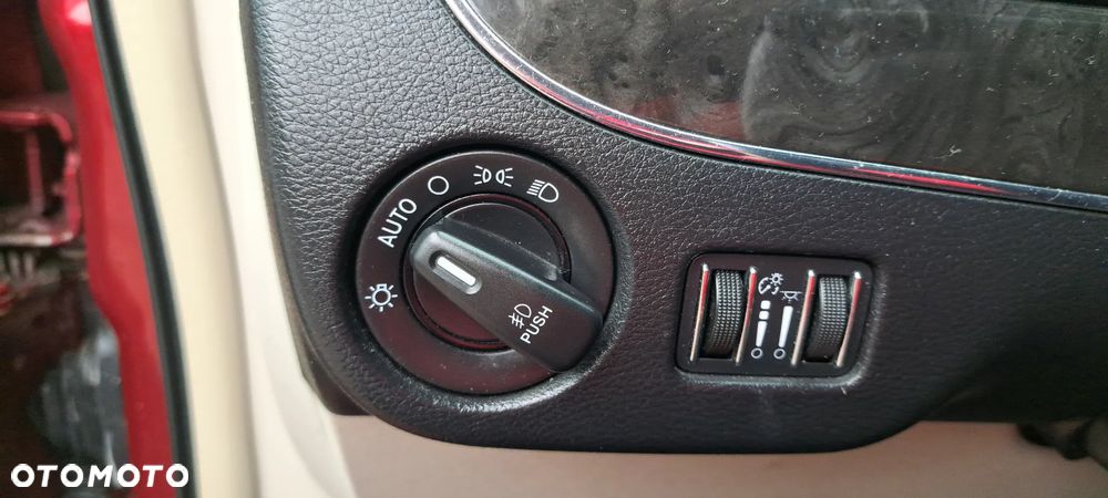 Chrysler Town & Country 3.6 Touring - 9