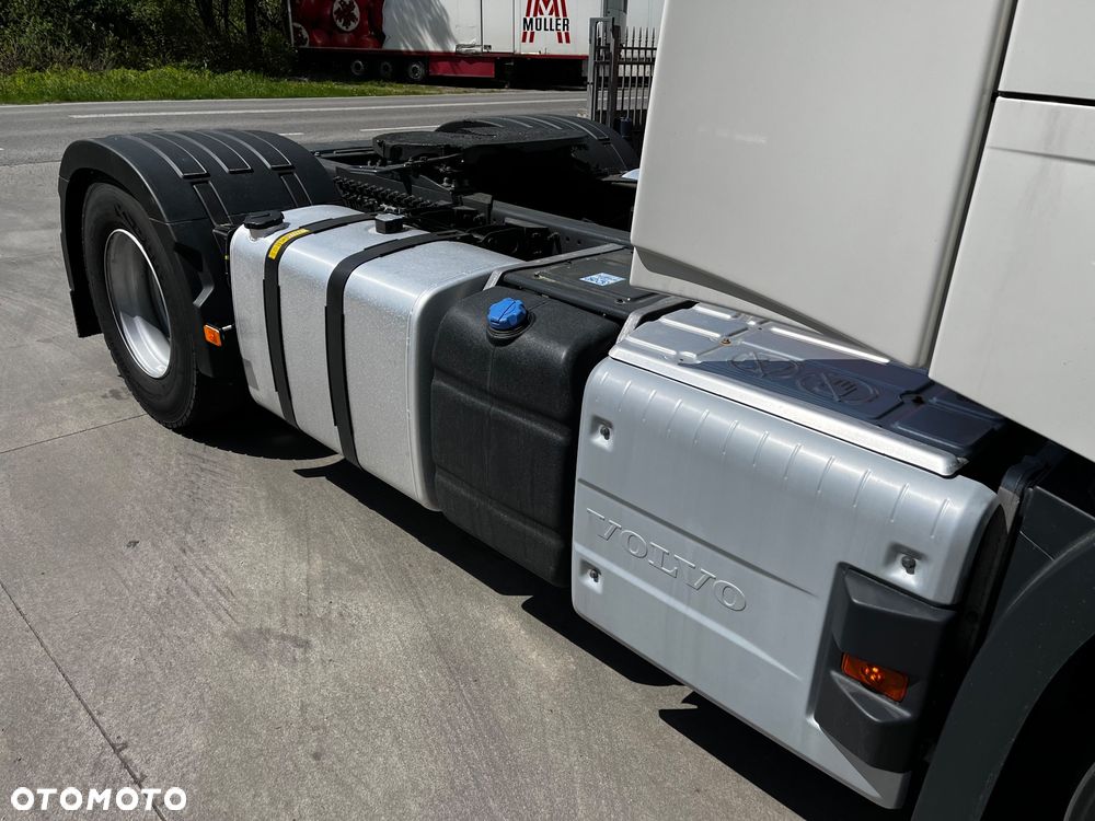 Volvo FH 500 // Zamiana na starszy //  Silnik Euro 6 nie Isave // Parkclima // XL // Radary // Duże zbiorniki // Gwarancja // - 9