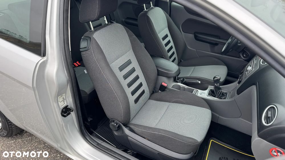 Ford Focus 1.6 16V Style+ - 31