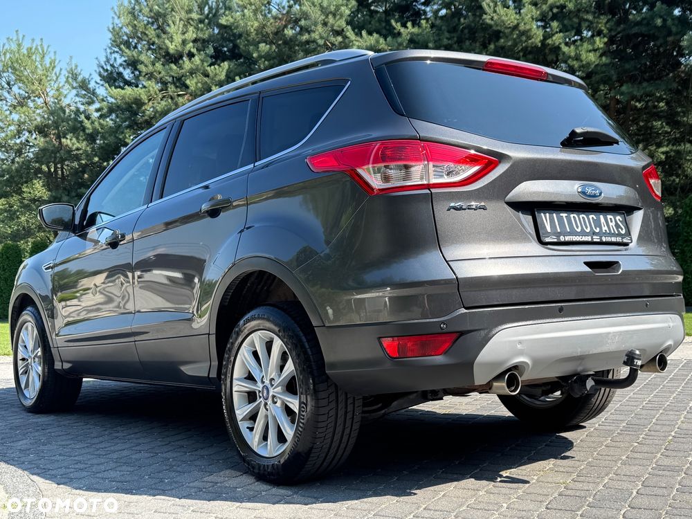 Ford Kuga 2.0 TDCi 2x4 Titanium - 14