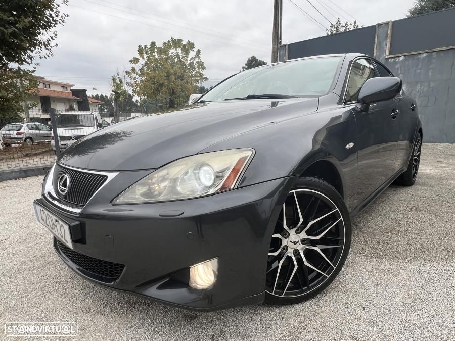 Lexus IS 220 d Luxury 46 - 2