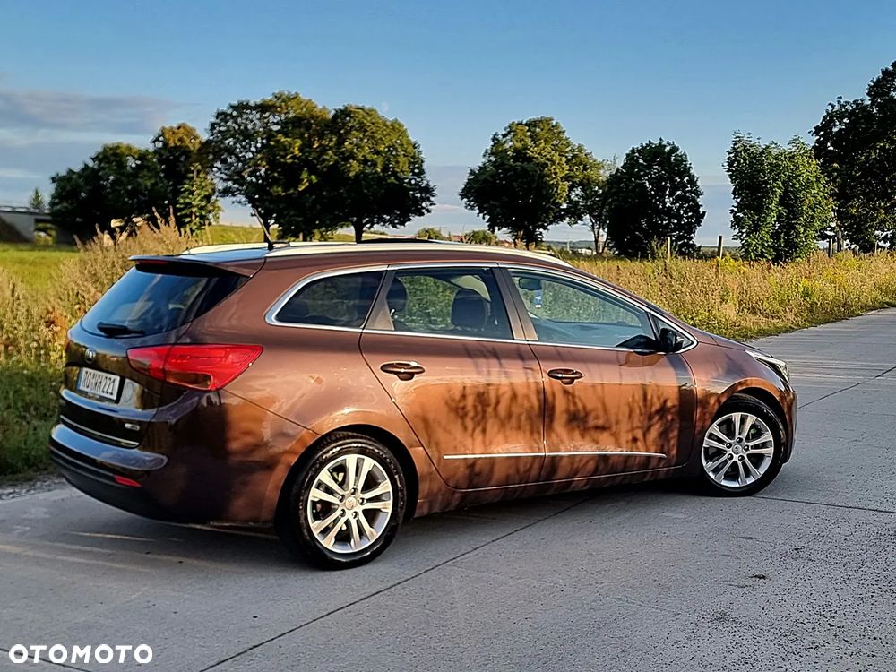 Kia Ceed 1.6 GDI Platinum Edition - 3