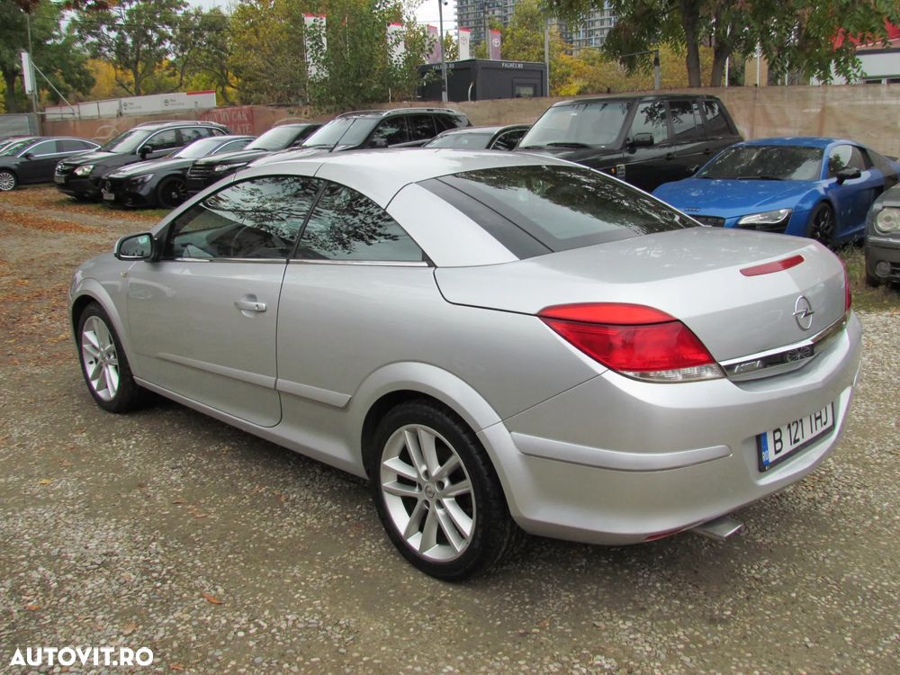 Opel Astra 1.6 Cosmo - 8