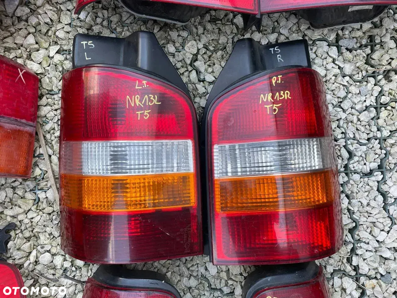 VW VOLKSWAGEN LAMPY TYŁ LEWE PRAWE - 13