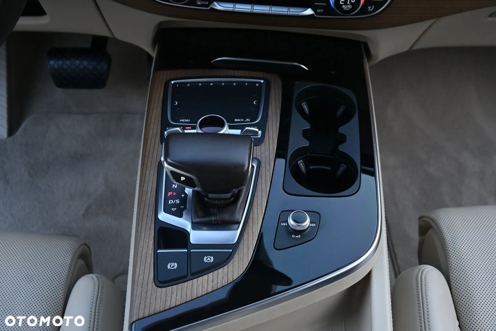 Audi Q7 - 33