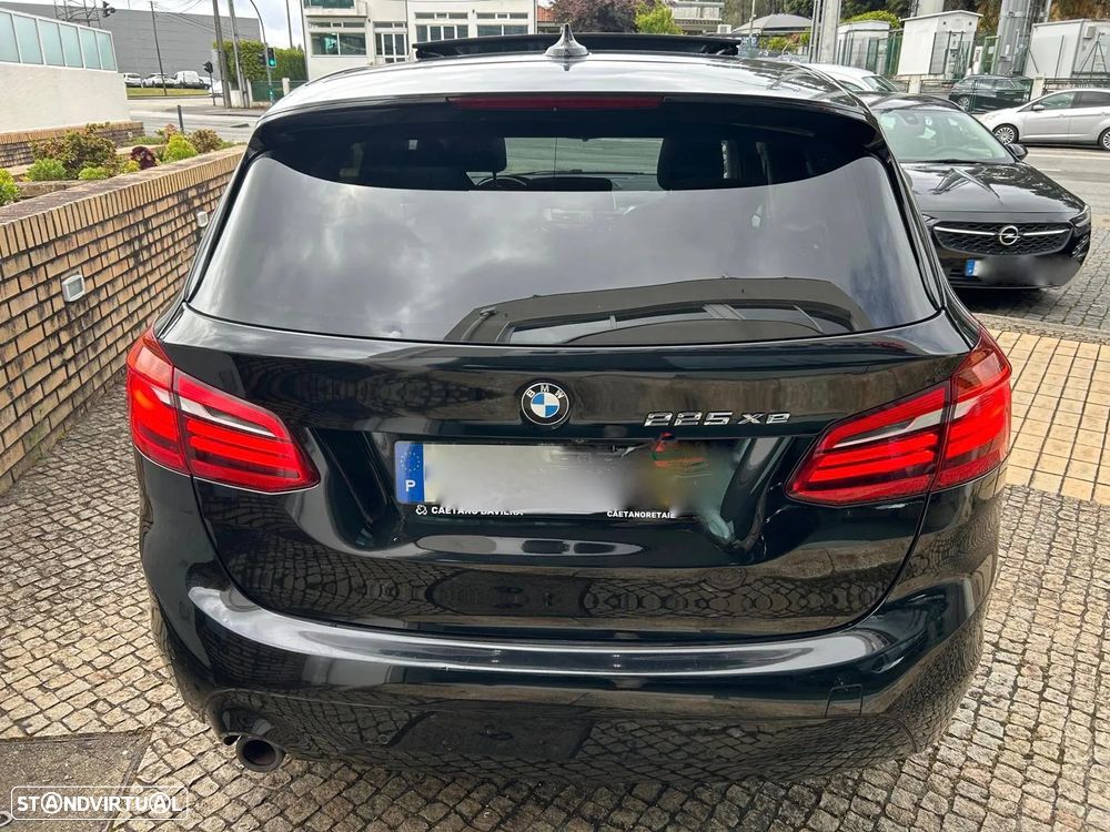 BMW 230xe Active Tourer - 30