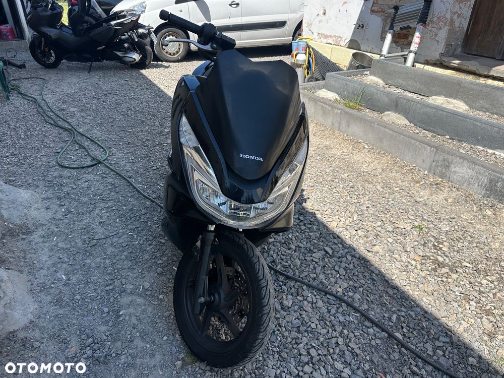 Honda PCX - 1