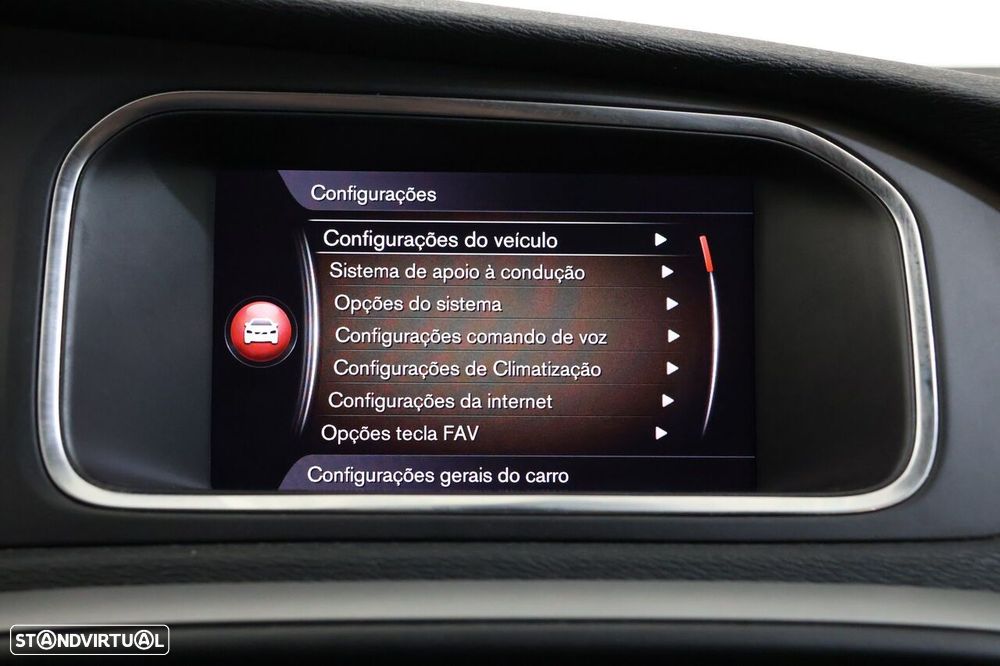Volvo V40 Cross Country 2.0 D3 Plus - 20