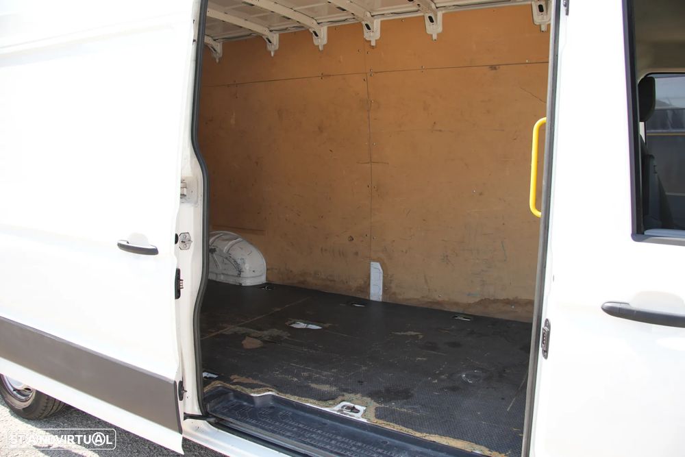 VW Crafter Maxi Longa 2.0TDI 180cv - 8