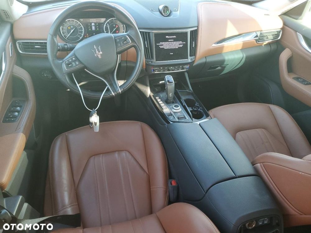 Maserati Levante - 9