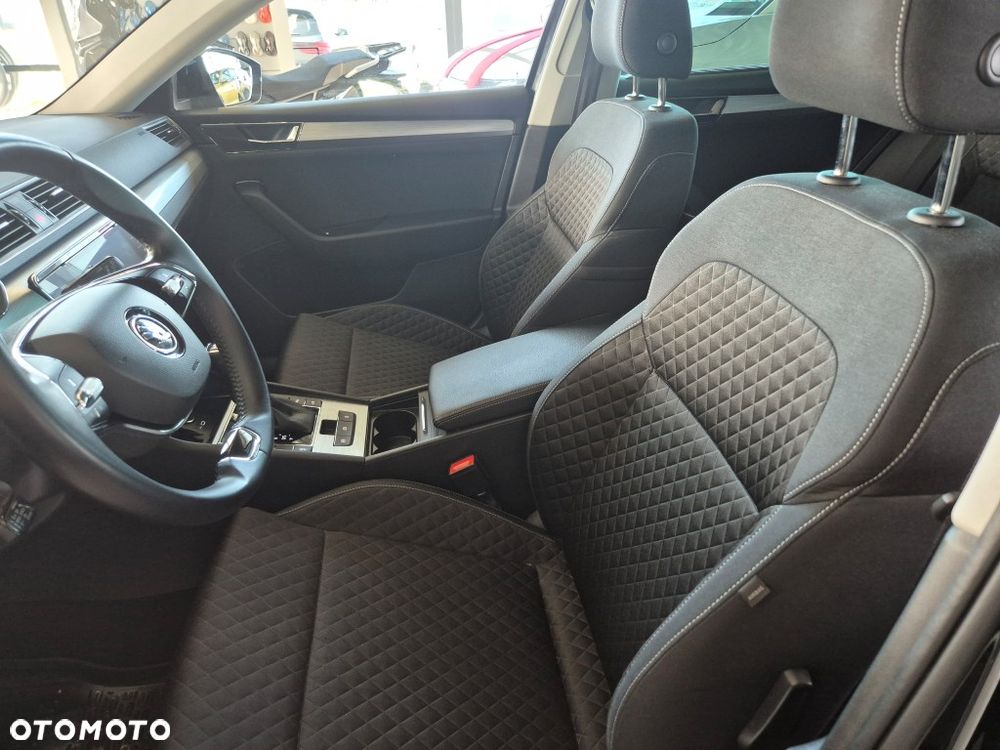 Skoda Superb 2.0 TDI SCR Ambition DSG - 18