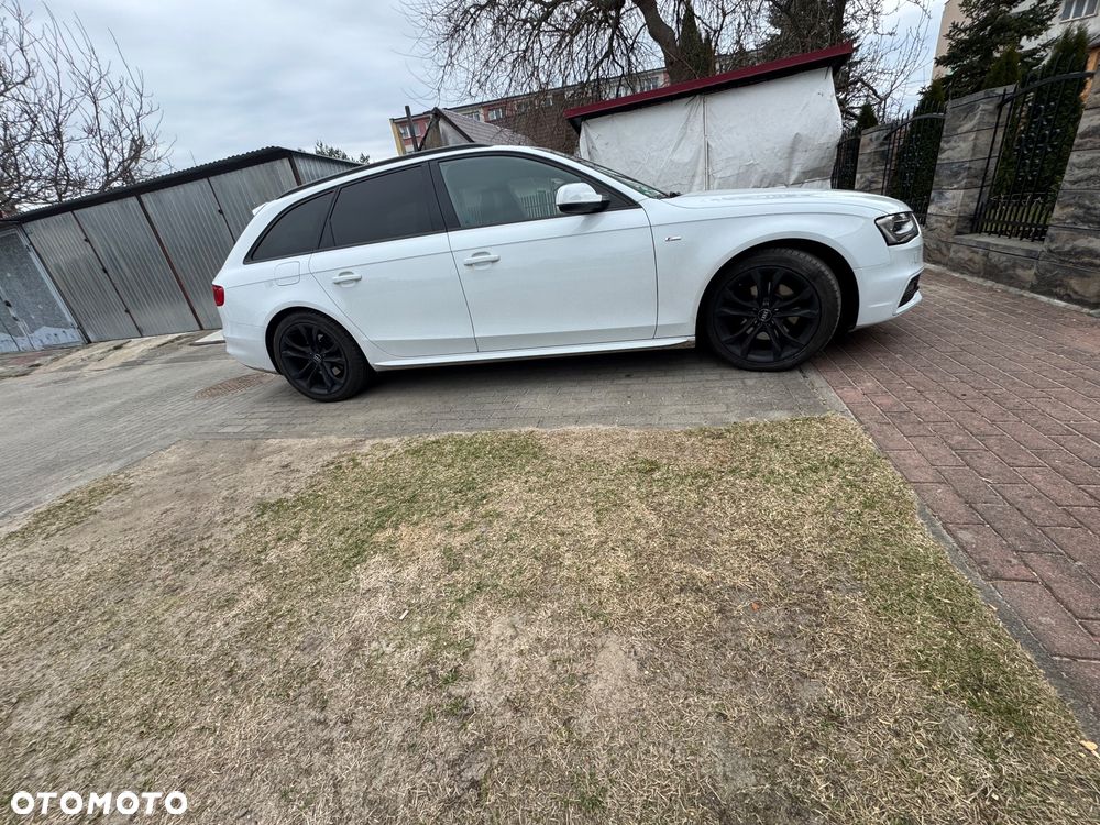 Audi A4 Avant 2.0 TDI DPF quattro S tronic S line Sportpaket - 5
