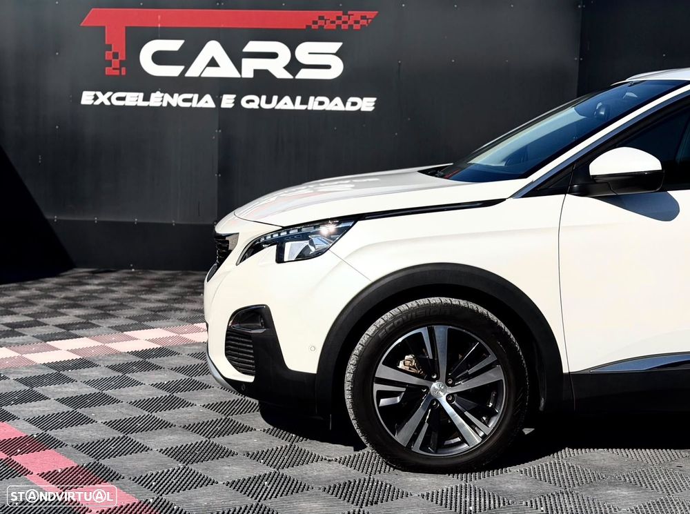Peugeot 3008 1.5 BlueHDi Allure EAT8 - 23