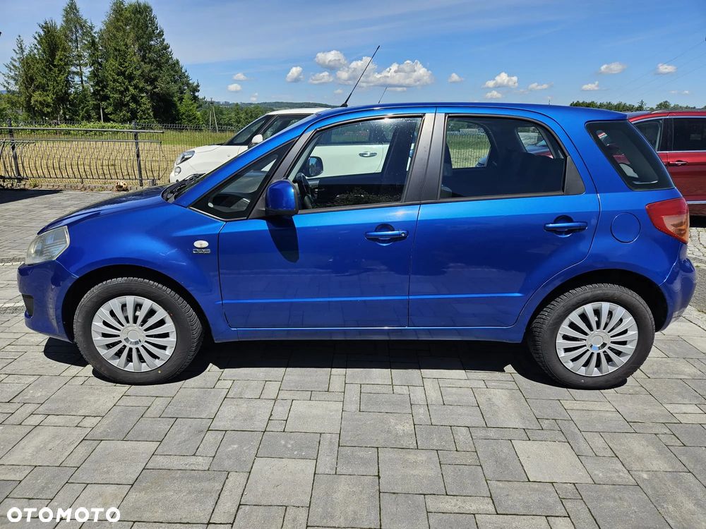 Suzuki SX4 1.6 DDiS Comfort - 4