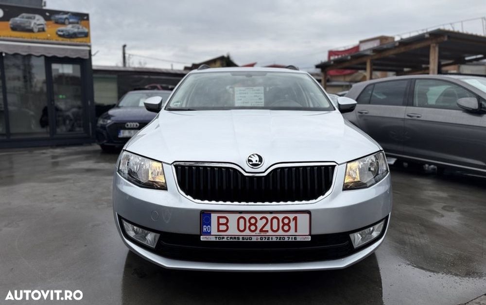 Skoda Octavia 2.0 TDI (Green tec) DSG Style - 4