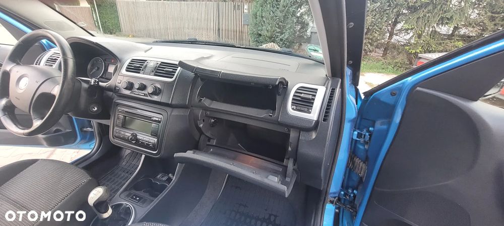 Skoda Roomster 1.9 TDI Scout PLUS EDITION - 8