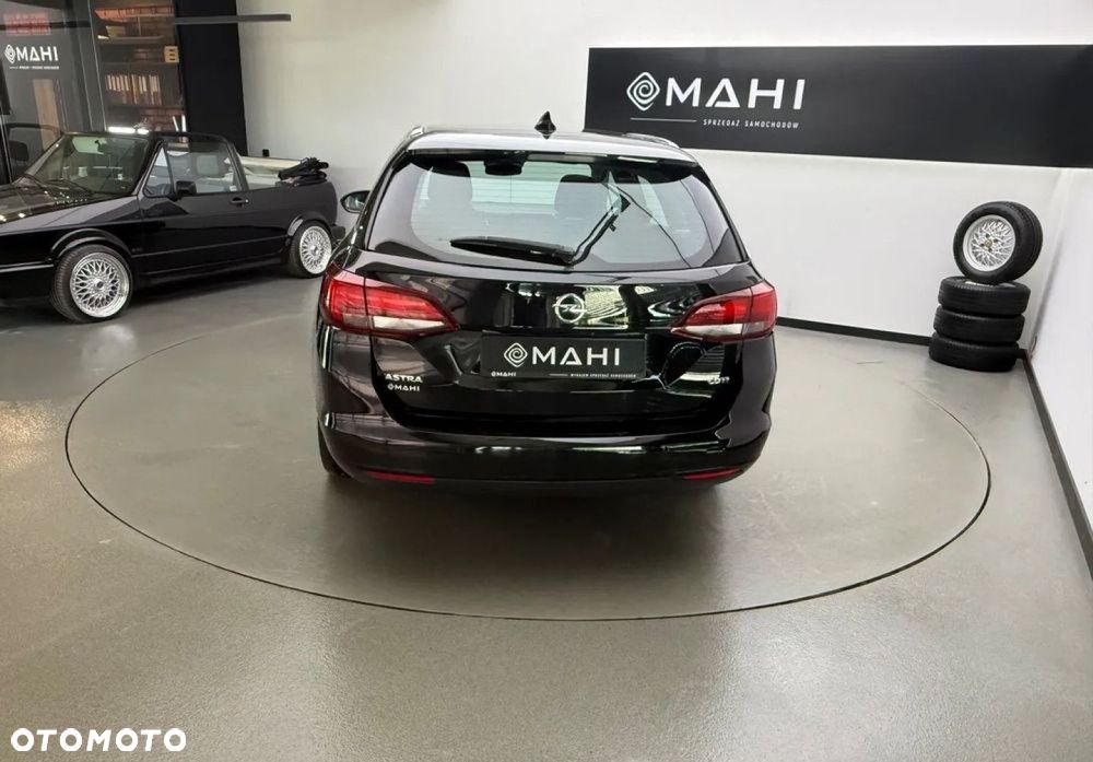 Opel Astra 1.6 D (CDTI) Start/Stop Innovation - 10