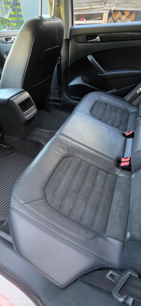 Volkswagen Passat 2.0 TDI Comfortline DSG - 11