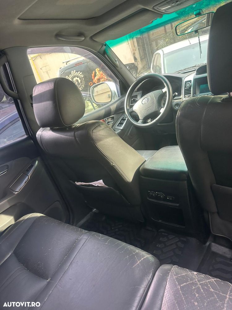 Toyota Land Cruiser 3.0 TD-4D Aut VX - 8