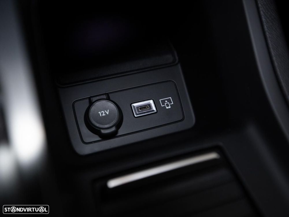 Peugeot 308 SW 1.6 Hybrid Active Pack e-EAT8 - 22