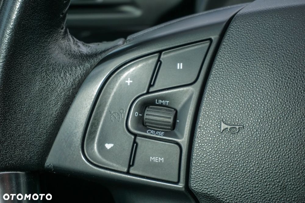 Citroën C4 SpaceTourer 1.2 PureTech Feel S&S - 12