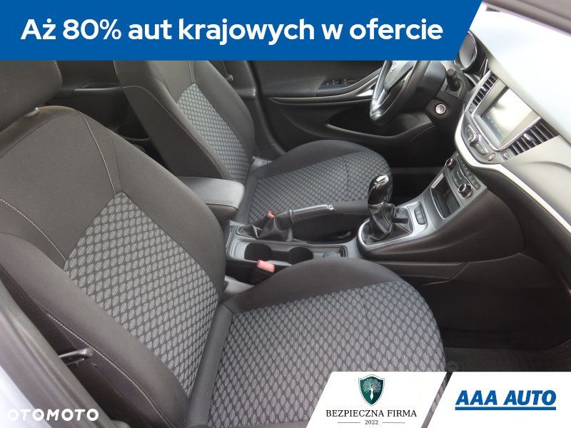 Opel Astra - 11