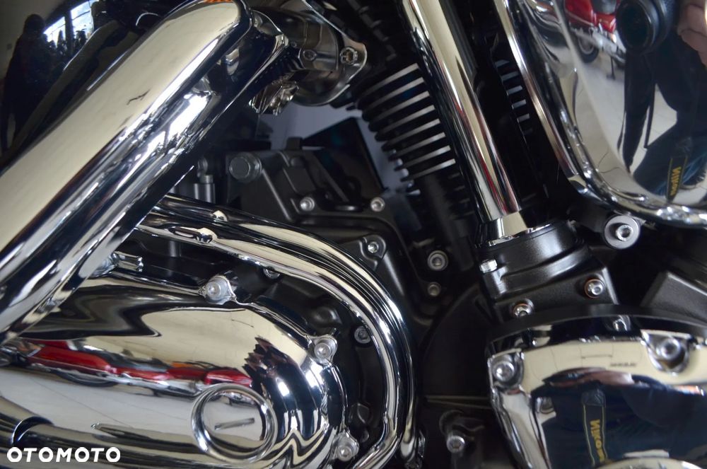 Yamaha Road Star - 16