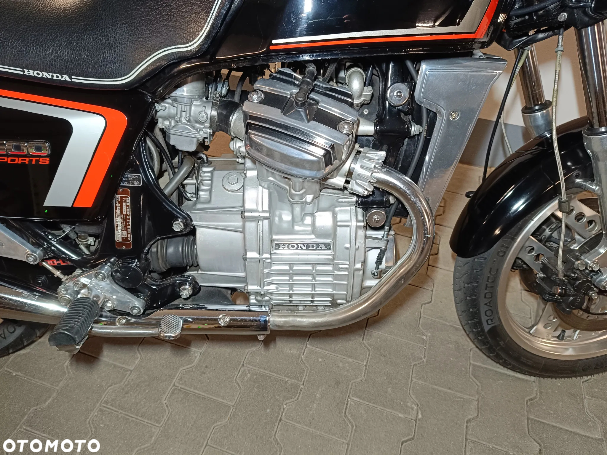 Honda CX - 11