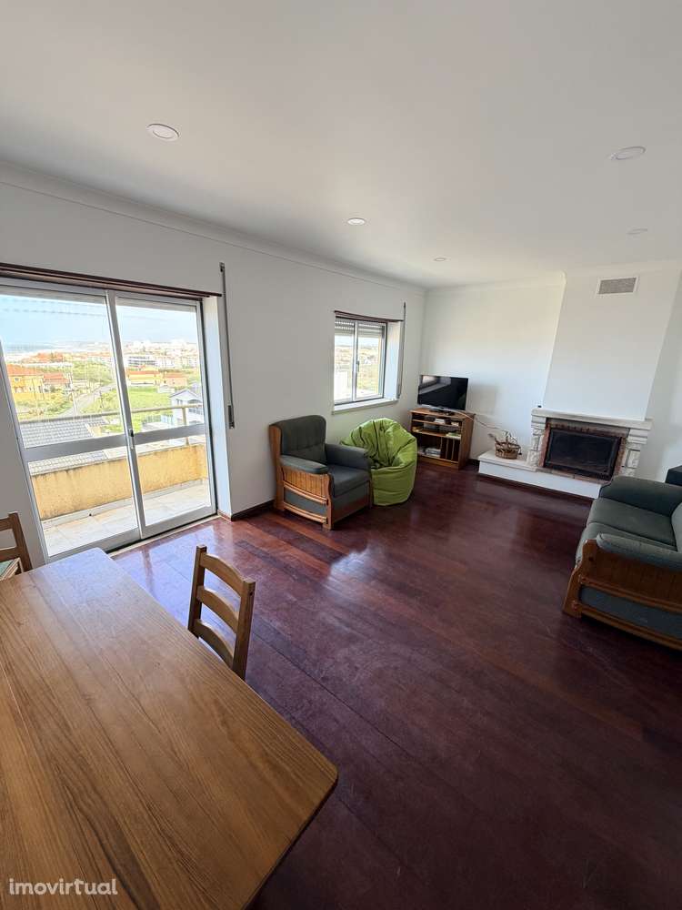 T2+1 com vista mar em Santa Cruz | Último andar | Perto da praia - Grande imagem: 2/19