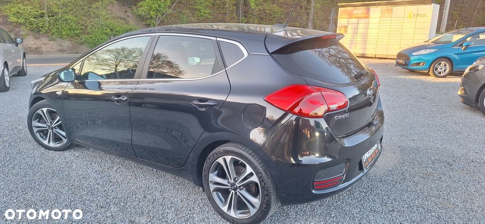 Kia Ceed 1.6 GDI Dream Team Edition - 7