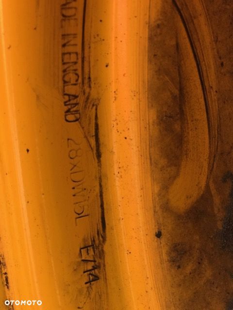 JCB 3cx Contractor - Felga 15x28 - 2