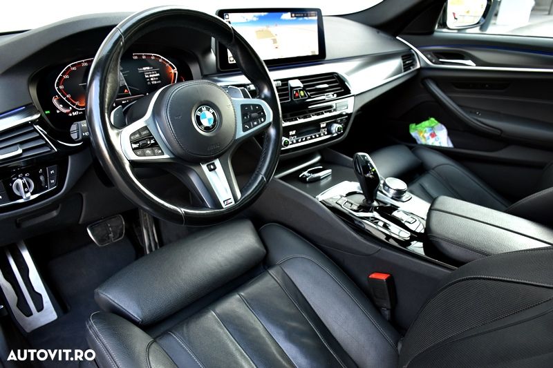 BMW Seria 5 520i AT MHEV - 14
