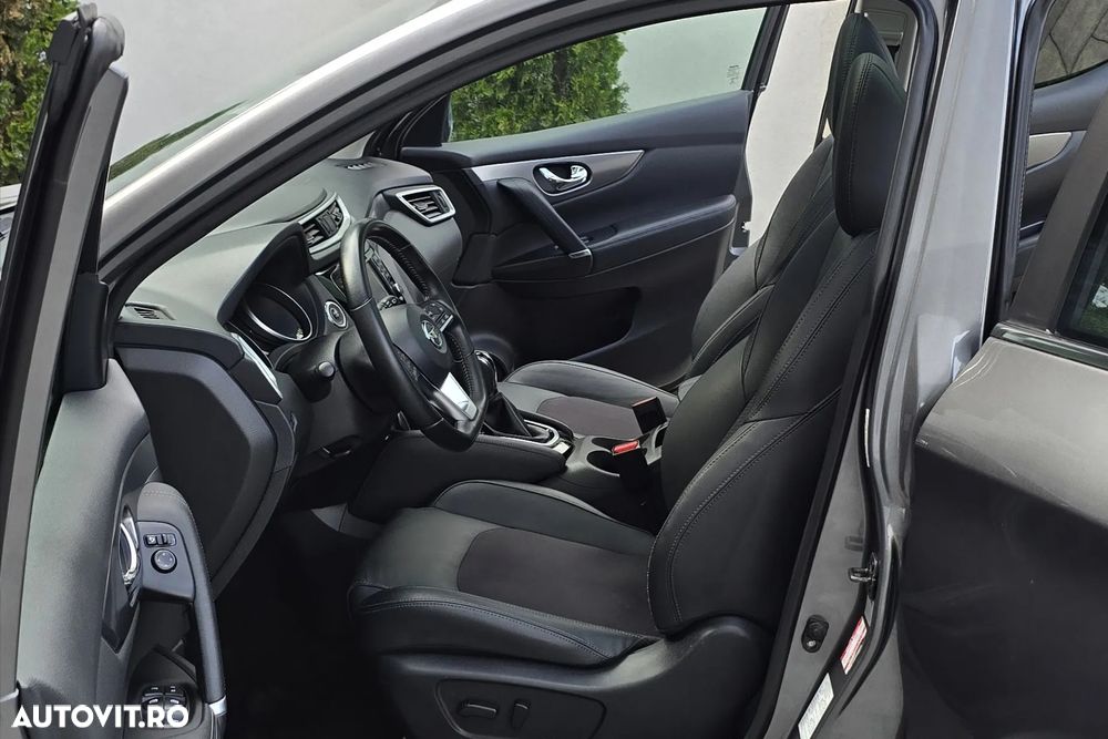Nissan Qashqai 1.7 dCi Xtronic ALL-MODE 4x4i TEKNA - 9