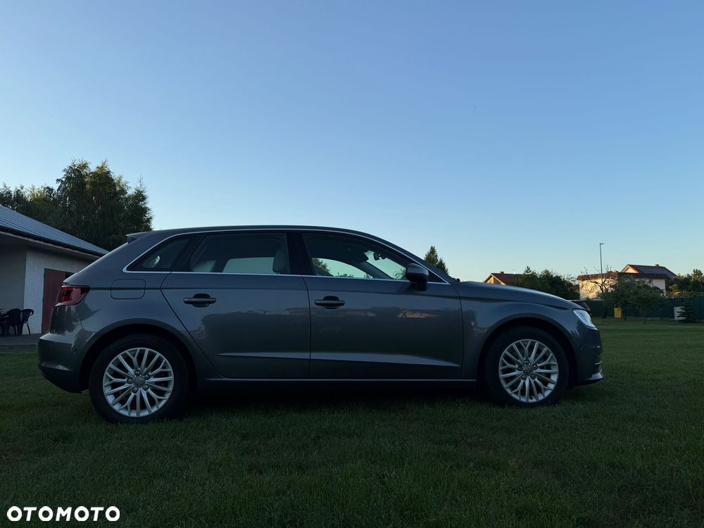 Audi A3 Sportback - 7