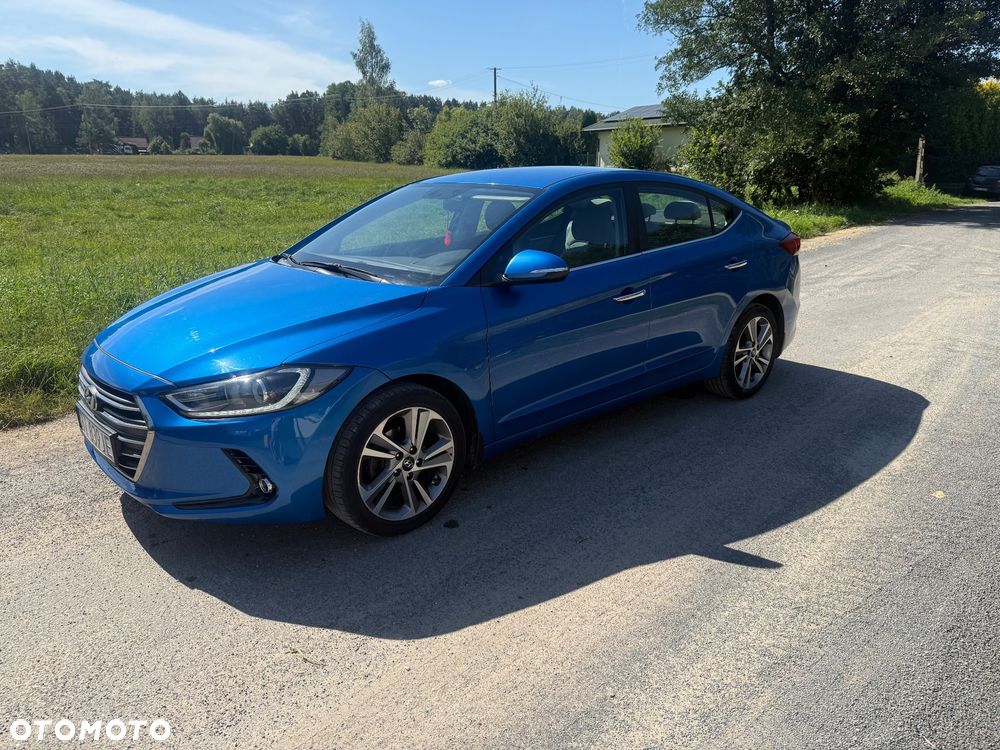 Hyundai Elantra - 6