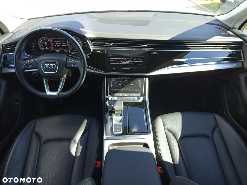 Audi Q7 - 12
